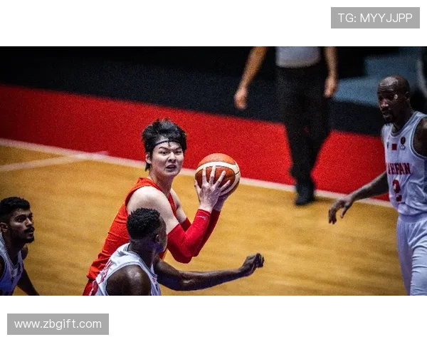 阮庭北飞踹染红主帅愣住传射功 阮庭北飞踹染红主帅愣住传射功