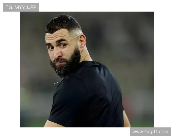 本泽马有意回里昂执教年轻球员